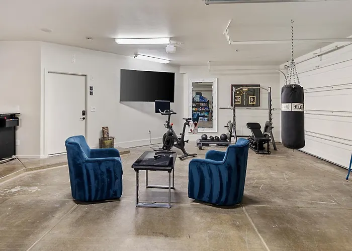 Luxury Ranch With Pool, Pickleball & *