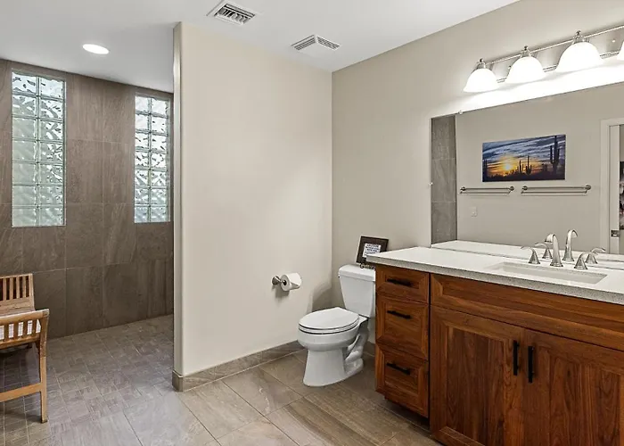 Luxury Ranch With Pool, Pickleball & Holiday home Scottsdale
